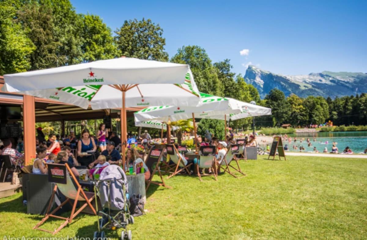 Bungalow 3 Chambres Pour 6 Pers Avec Climatisation Camping 3 Etoiles Samoëns Eksteriør billede